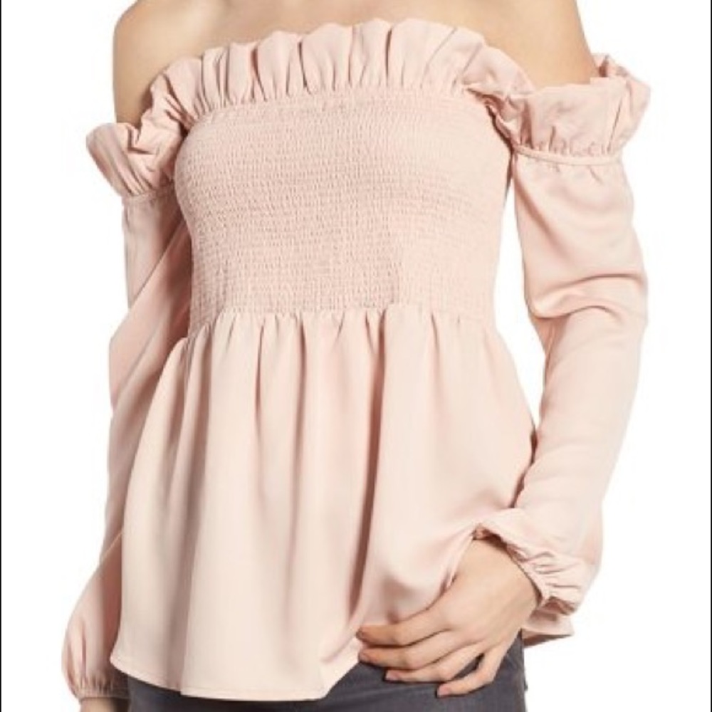Chelsea28 Off Shoulder Ruffle Top Size Medium
